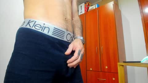 Agustin online show from January 2025 05:28:01 PM