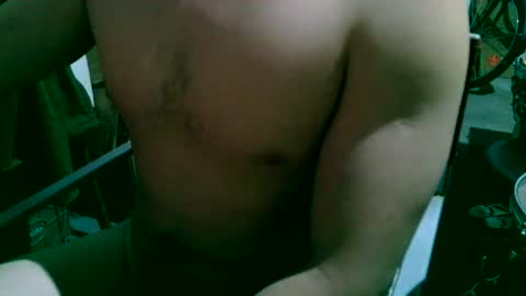 Snapshot of agustin_p chatting on August 2026 04:05:02 AM agustin_p online show from August 2026 04:05:02 AM
