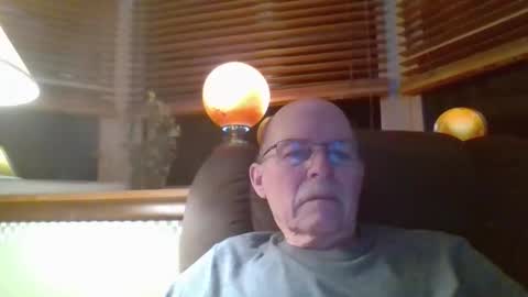 aguynrkfrd online show from March 2026 09:46:01 AM