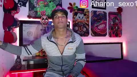 Snapshot of aharon_sexo1 chatting on March 2025 03:12:02 AM Aharon Zamora online show from March 2025 03:12:02 AM