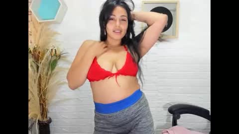 Ahisha online show from January 2025 06:21:01 PM