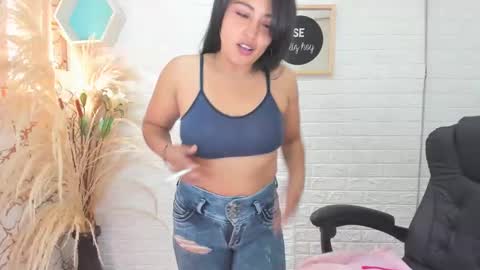 Ahisha online show from February 2025 02:37:01 PM