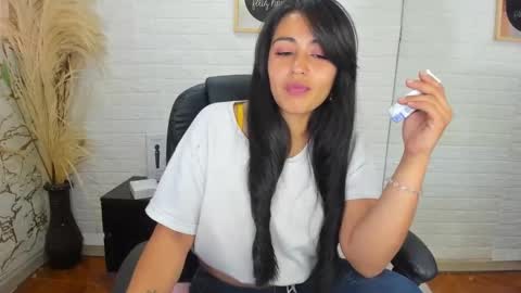 Ahisha online show from February 2025 06:38:01 PM