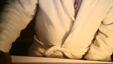 Ole online show from November 2025 01:48:02 AM