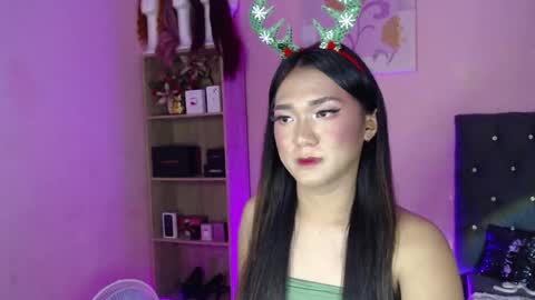 Snapshot of ahmrigrande chatting on December 2024 03:15:02 PM Ahmri online show from December 2024 03:15:02 PM