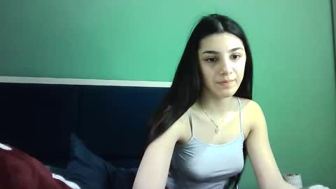 Selena online show from January 2025 11:00:01 AM