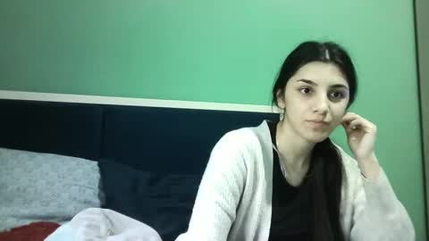 Selena online show from February 2025 10:00:02 AM