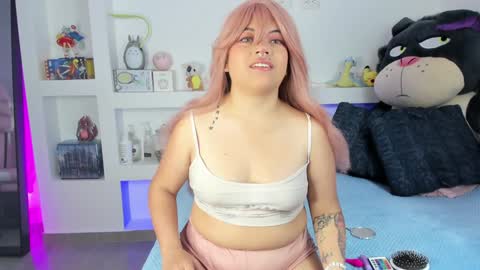 Ahri help me get to 100  online show from January 2025 04:08:02 AM