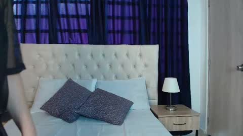 ahsly_ms online show from January 2025 12:24:02 PM