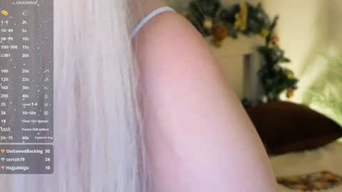 Lexi online show from December 2024 01:14:01 PM