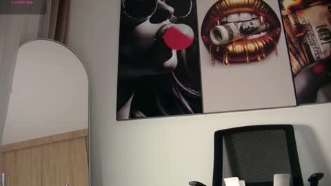 Aida  online show from December 2025 11:16:02 AM