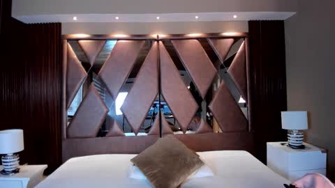 aidajoness online show from February 2026 11:32:02 AM