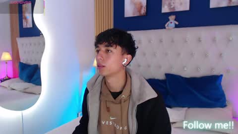 Snapshot of aiden_rivers_ chatting on April 2026 01:24:01 PM Aiden online show from April 2026 01:24:01 PM