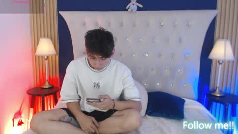 Snapshot of aiden_rivers_ chatting on May 2026 03:06:02 PM Aiden online show from May 2026 03:06:02 PM