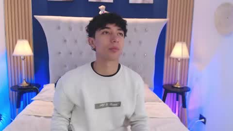 Snapshot of aiden_rivers_ chatting on May 2026 01:08:01 PM Aiden online show from May 2026 01:08:01 PM