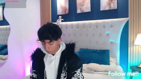 Snapshot of aiden_rivers_ chatting on June 2026 01:17:02 PM Aiden online show from June 2026 01:17:02 PM