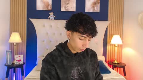 Snapshot of aiden_rivers_ chatting on July 2026 12:58:01 PM Aiden online show from July 2026 12:58:01 PM