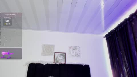 Snapshot of aihnoa_split chatting on January 2025 01:02:02 PM AIHNOA online show from January 2025 01:02:02 PM