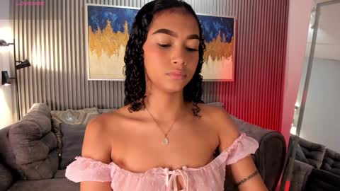 Snapshot of ailann_ chatting on January 2025 07:49:01 PM Alisson online show from January 2025 07:49:01 PM