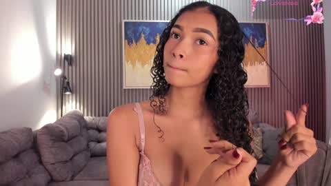 Snapshot of ailann_ chatting on January 2025 07:40:01 PM Alisson online show from January 2025 07:40:01 PM