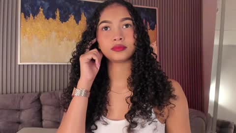 Snapshot of ailann_ chatting on February 2025 08:35:02 PM Alisson online show from February 2025 08:35:02 PM