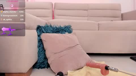 Snapshot of ailann_ chatting on March 2025 10:42:01 PM Alisson online show from March 2025 10:42:01 PM