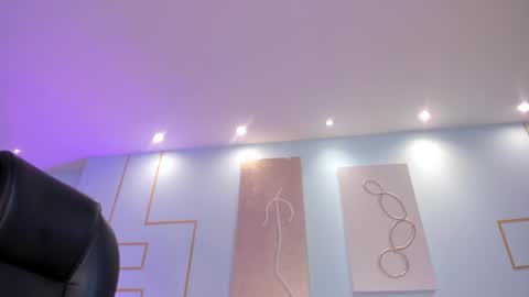 Snapshot of aileenvega chatting on January 2025 02:25:01 AM AILEEN VEGA online show from January 2025 02:25:01 AM