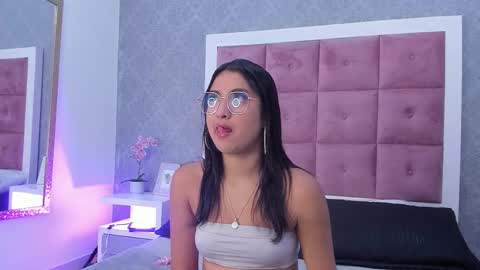 Ailen online show from October 2025 12:41:02 PM