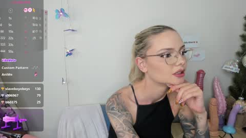 Aimee Jay online show from December 2024 08:44:01 AM