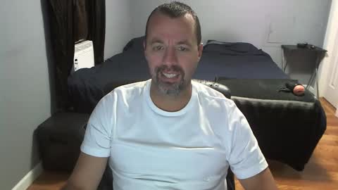 Daddy online show from October 2025 11:14:01 PM