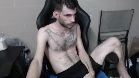 Snapshot of airbornx2n1 chatting on December 2024 05:16:02 AM Leo Airborn Sir Daddy online show from December 2024 05:16:02 AM