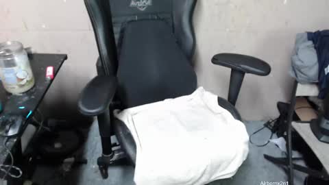 Snapshot of airbornx2n1 chatting on February 2025 02:18:01 AM Leo Airborn Sir Daddy online show from February 2025 02:18:01 AM