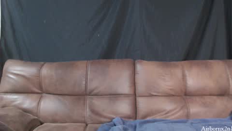 Snapshot of airbornx2n1 chatting on October 2025 04:18:02 AM Leo Airborn Sir Daddy online show from October 2025 04:18:02 AM