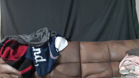 Leo  Airborn  Sir  Daddy online show from November 2025 03:56:01 AM