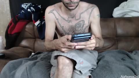 Leo  Airborn  Sir  Daddy online show from November 2025 02:45:02 AM