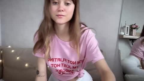 Snapshot of aisha__berry chatting on October 2025 07:17:02 AM Aisha online show from October 2025 07:17:02 AM