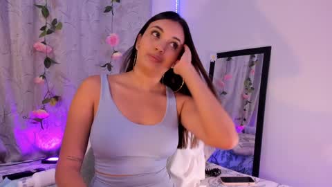 Aisha online show from December 2024 10:29:01 PM