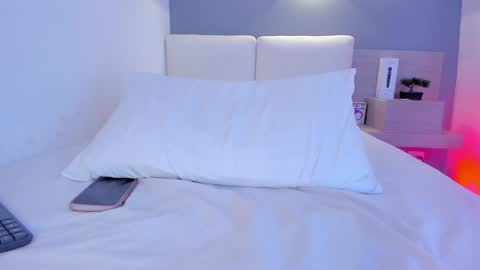 Aisha online show from January 2025 08:11:01 PM