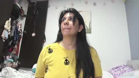 Katie   online show from December 2024 11:53:02 PM