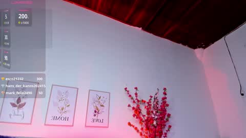 aisha online show from December 2024 04:14:01 AM