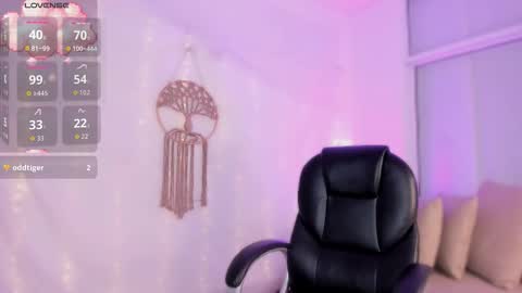 aisha online show from October 2025 11:34:02 PM