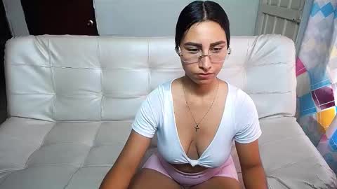 aisha_stacey0410 online show from March 2026 03:09:02 PM