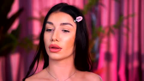 Snapshot of aishaaya chatting on January 2025 08:49:02 AM Lora online show from January 2025 08:49:02 AM
