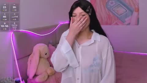 Aisha online show from November 2025 03:31:02 AM