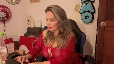 Aisha online show from April 2026 04:40:01 PM