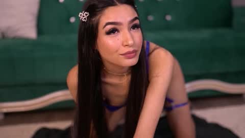 Aisha online show from September 2025 05:11:01 AM