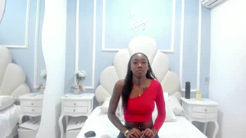 aishalehmann online show from September 2025 11:48:01 AM