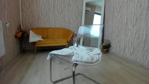 Aisha online show from February 2025 11:39:02 AM