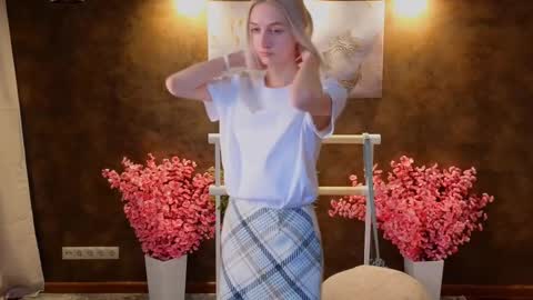 aishiro online show from February 2025 12:48:02 PM