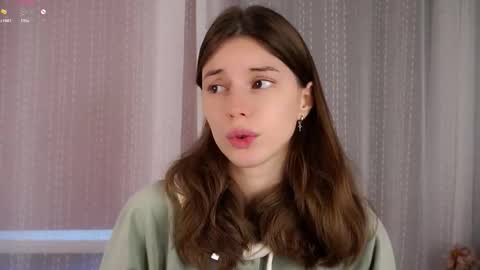 Aliza online show from September 2025 01:07:02 AM